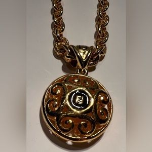 Fendi Bijoux Scroll Pendant